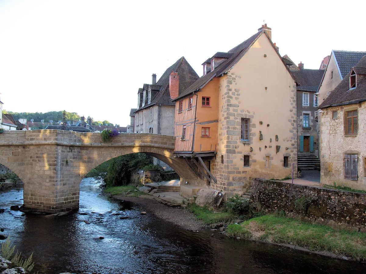 Le pont de la Terrade et les maisons d'Aubusson