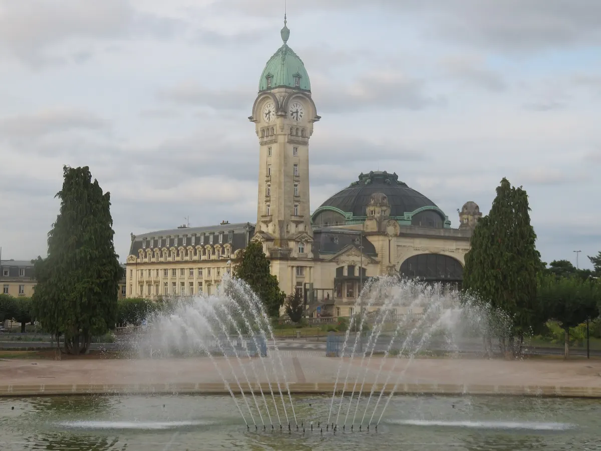 Le campanile de la gare de Limoges-Bénédictins