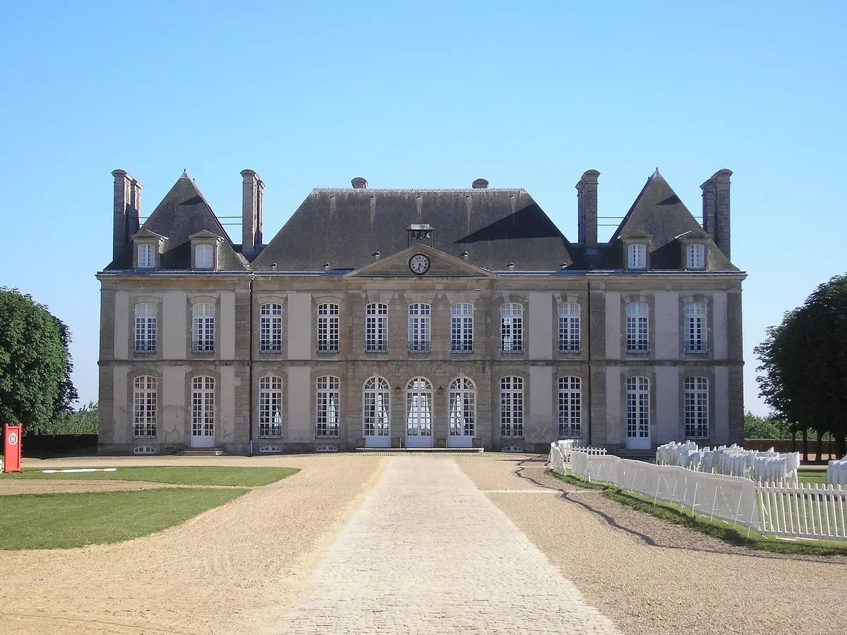 La cour d'honneur du haras national du Pin